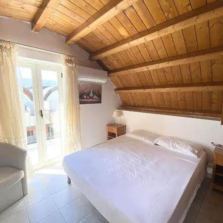 Apartment Isca Calabretta M6