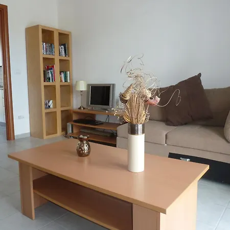 Isca Calabretta M6 Apartment