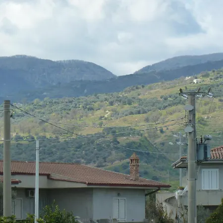 شقة Isca Calabretta M6